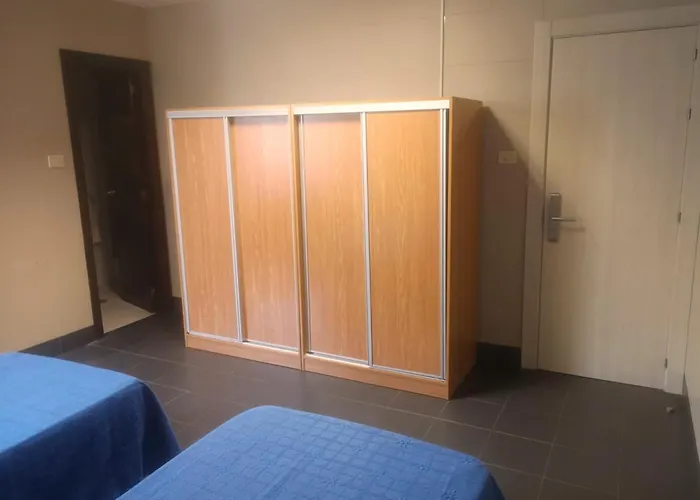 Hostel Residencia Universitaria Jose Sardina